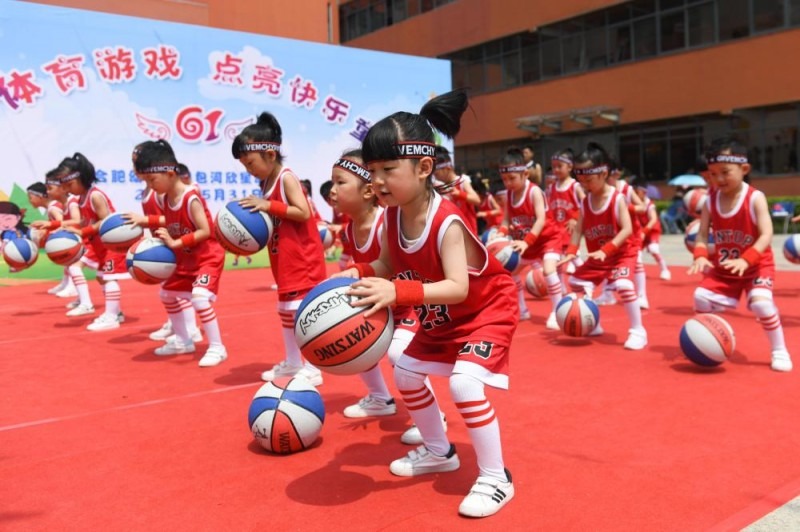 致敬还是模仿？张本智和做樊振东巴黎奥运会相同庆祝动作