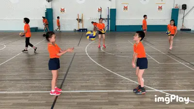 勇士自媒体转发吉迪续约：库明加和勇士仍无动静 距训练营剩20天